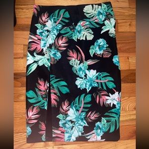 GUESS skirt size medium